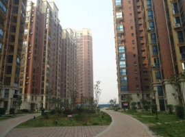 旧楼电梯更新的多重效益分析与实施策略研究